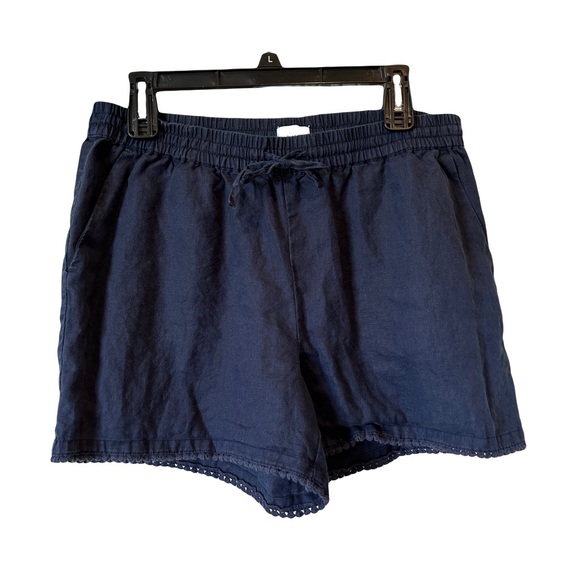 Crown and Ivy Navy Linen Shorts - Picture 1 of 6